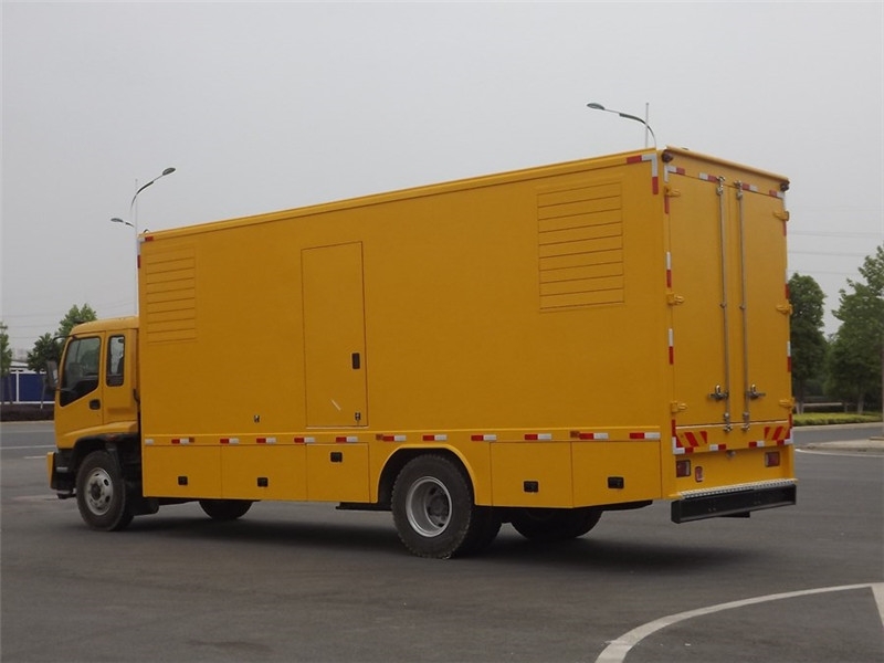 锦屏租赁发电机-柴油发电机组机房烟管的布置与安装