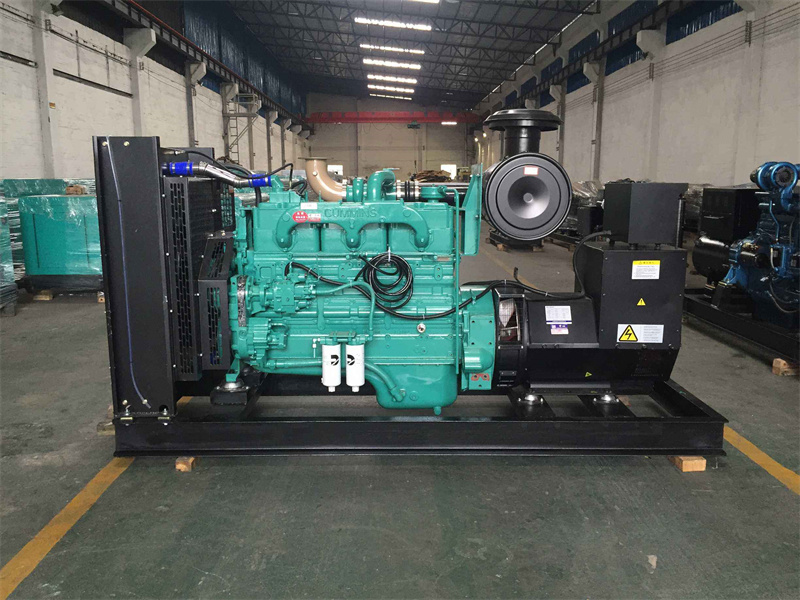 锦屏发电机出租租赁如何保证柴油发电机组的正常运行？