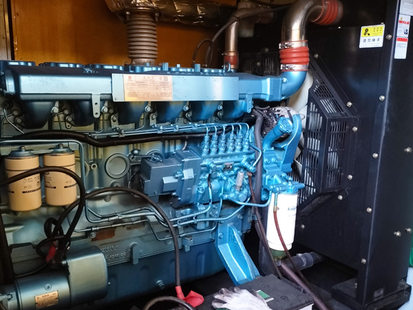 锦屏磷酸铁锂蓄电池的使用寿命与哪些因素有关？